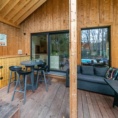 木屋 Escape With Heated Pool, Cleaning Included