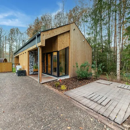 Escape With Heated Pool, Cleaning Included