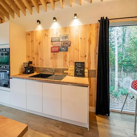 Chalet Chalet In Erez E Near Town Center, Cleaning Included *